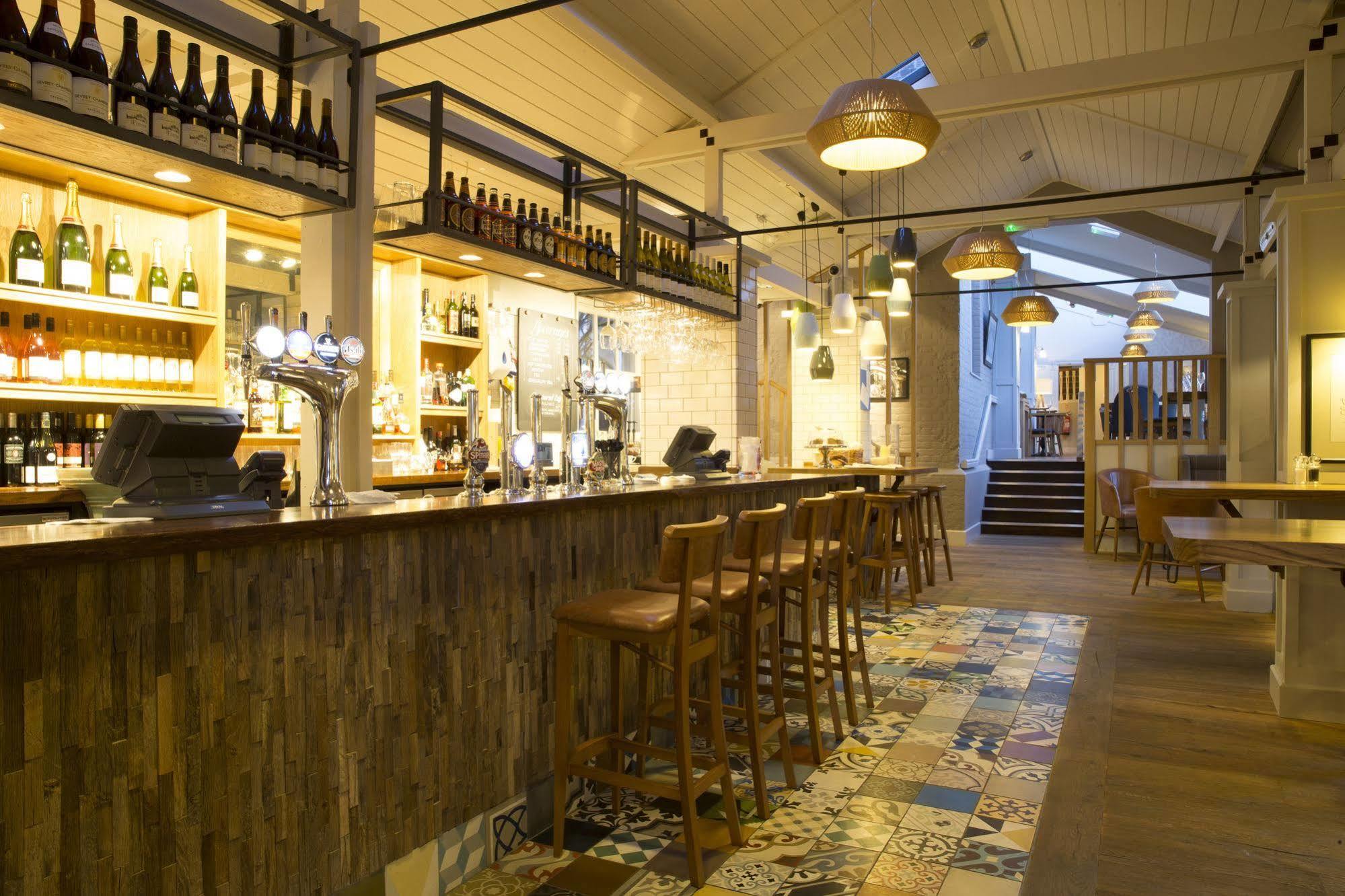 The Bell Hotel Сандвіч Екстер'єр фото